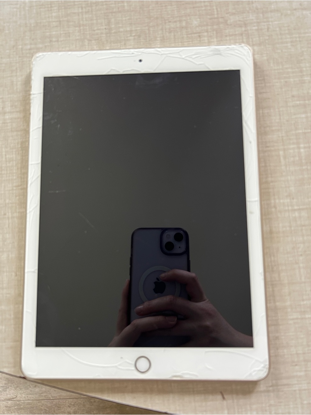 PARTS OR REPAIR - iPad Air 2